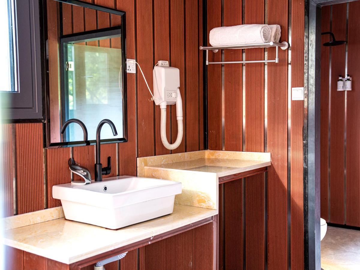 Jambo Mara Safari Lodge Ololaimutiek Екстер'єр фото