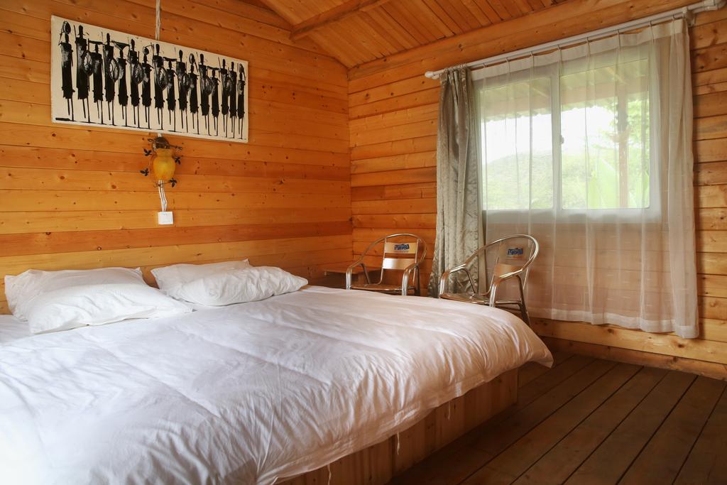 Jambo Mara Safari Lodge Ololaimutiek Номер фото